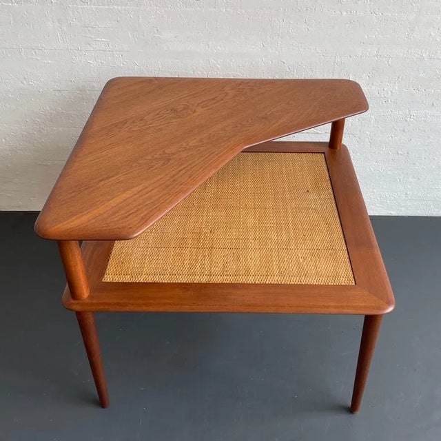 1960s Danish Modern "Minerva" Corner Table by Peter Hvidt and Orla Mølgaard-Nielsen For Sale In New York - Image 6 of 7
