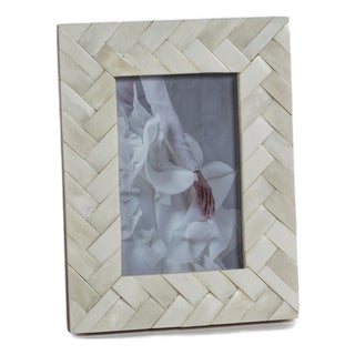 Bengkulu Bone Braided Photo Frame, 4" x 6", Ivory White For Sale