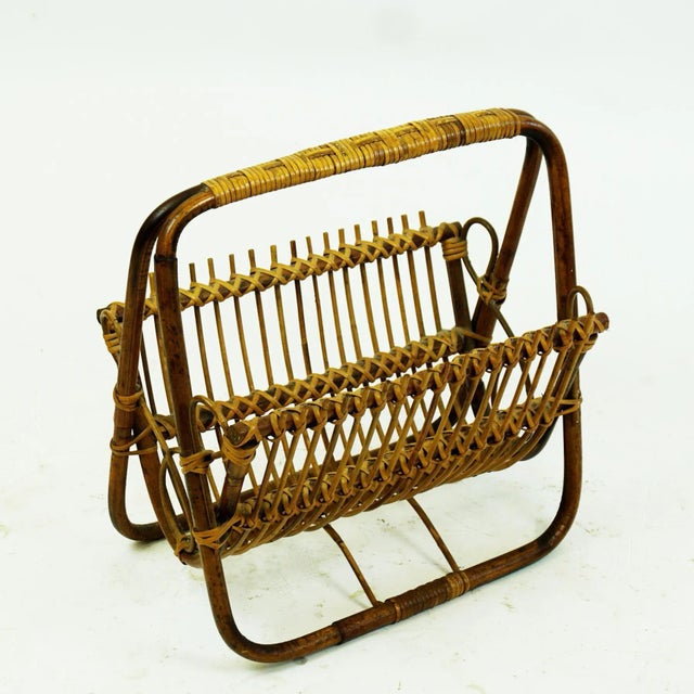 1960s Mid-Century Italian Bamboo and Wicker Magazine Stand For Sale - Image 5 of 10