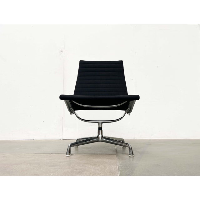 Mid-Century Modern EA 116 Aluminium Swivel Lounge Chairs by Charles & Ray Eames for Herman Miller / Vitra, 1960s, Set of 2 For Sale - Image 17 of 18