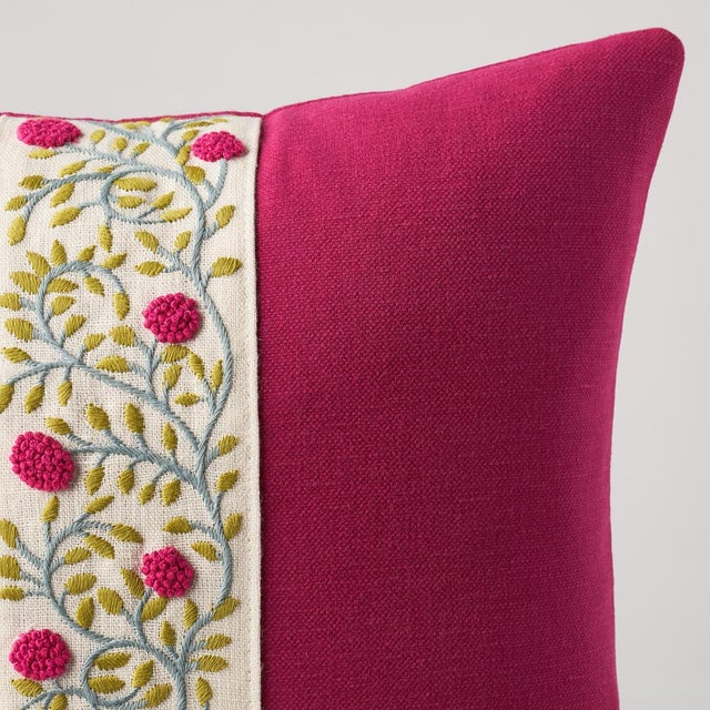 Schumacher Schumacher Ashoka 18" Pillow in Magenta & Leaf For Sale - Image 4 of 5
