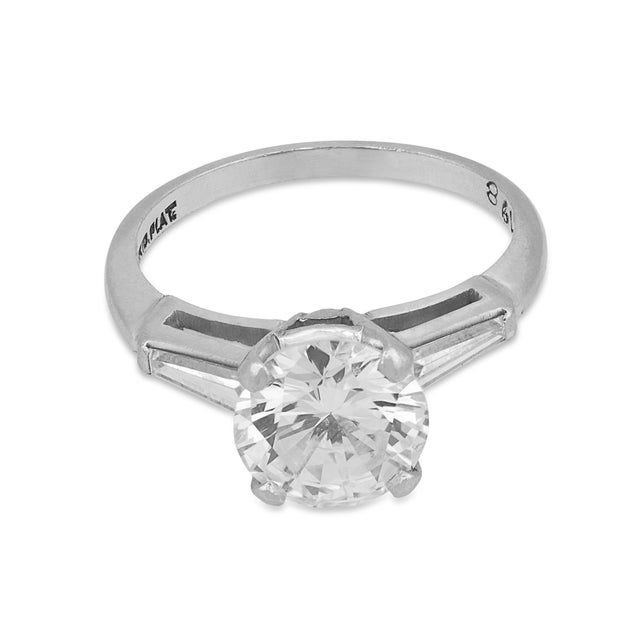 Contemporary Mid Century Gia 1.95 Carat Round Brilliant Cut Diamond Platinum Engagement Ring, Size 6.25 For Sale - Image 3 of 8