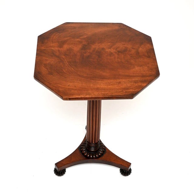 Antique William IV Walnut Occasional Side Table, 1840 For Sale - Image 3 of 8