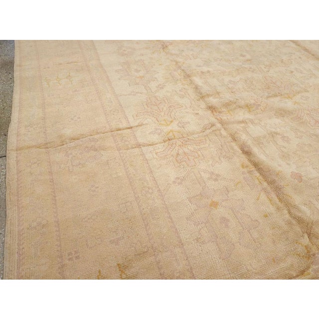 Galerie Shabab Collection Early 20th Century Turkish Oushak Room Size Carpet For Sale - Image 4 of 8
