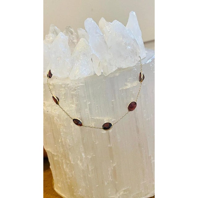 18 Karat Yellow Gold Garnet Chain Bracelet For Sale In New York - Image 6 of 8