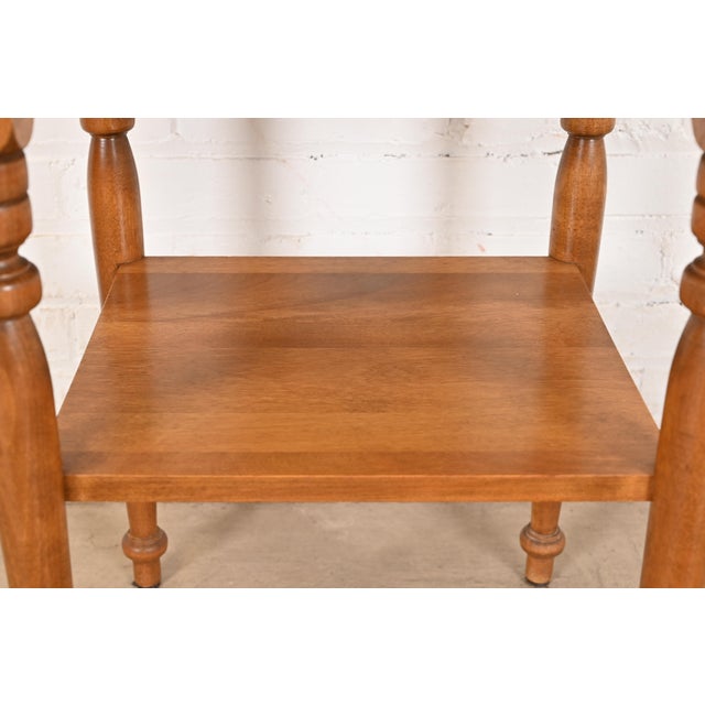 Ethan Allen American Colonial Carved Solid Maple End Table or Nightstand, 1970s For Sale - Image 10 of 14