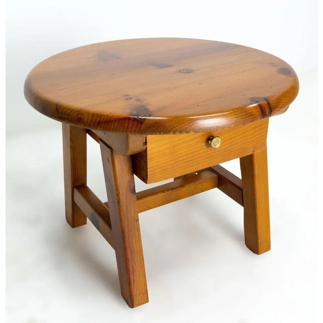 French Round Pine Coffee Table with Drawer, 1970s For Sale - Image 3 of 10