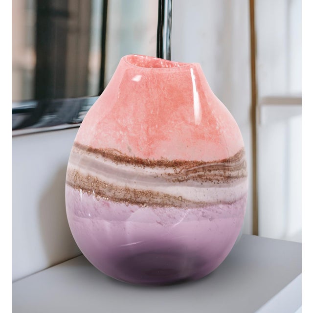 Kenneth Ludwig Chicago Elsa Vase For Sale - Image 4 of 9