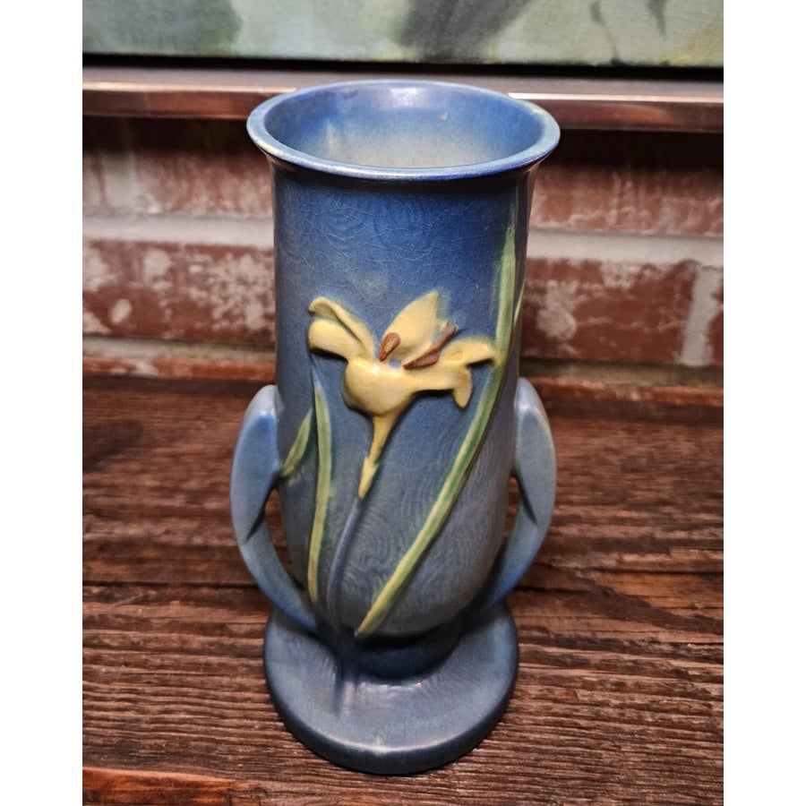1940s Roseville Bermuda Blue “Zephyr Lily”, Double Handled Vase
