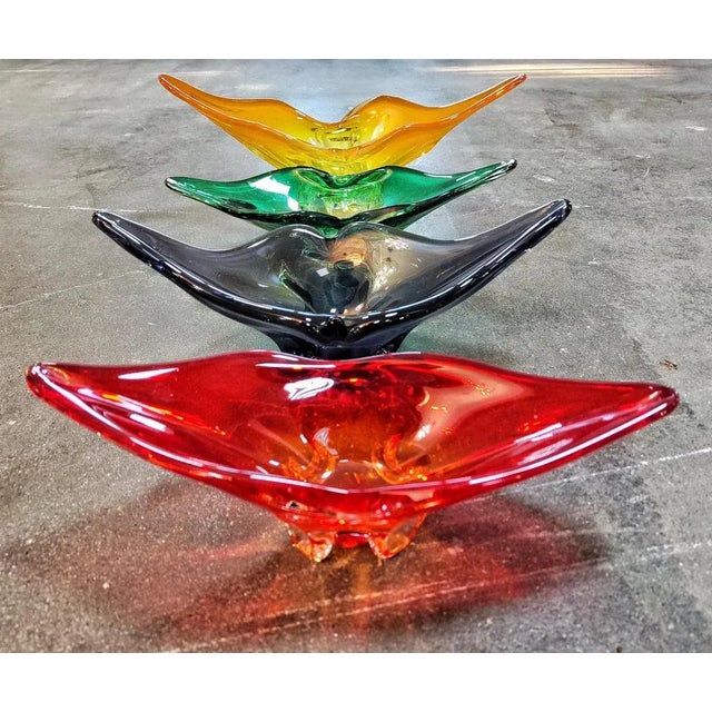 Decorative Glass Fruit Bowls attributed to Josef Hospodka, Former Czechoslovakia, 1970s, Set of 4 For Sale - Image 6 of 10