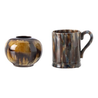 19th Century Earthenware Mug and Jug from Caldas, Set of 2 For Sale