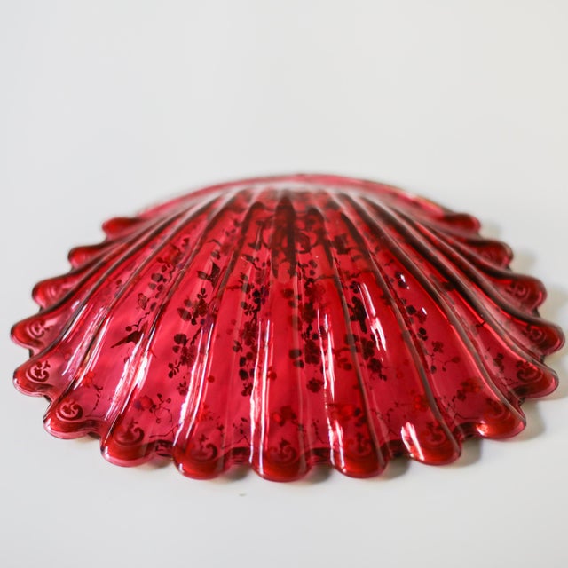 Late 19th Century Moser Cranberry Glass Shell Dish With Enamel & Gilt For Sale - Image 9 of 18