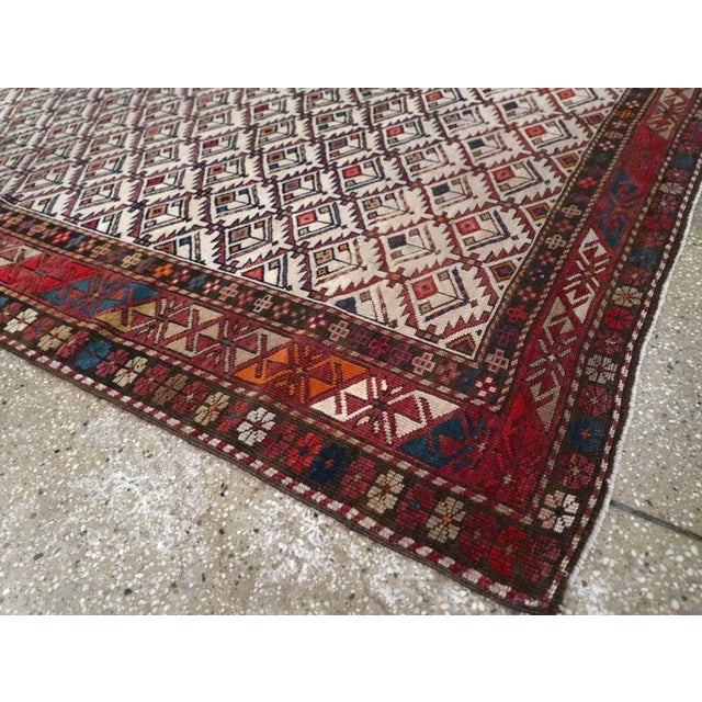 Early 20th Century Caucasian Shirvan Accent Rug For Sale In New York - Image 6 of 8
