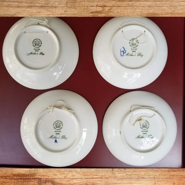 Bing & Grondahl 1980s Vintage Bing and Grondahl Porcelain Mother's Day Decorative Plates - Set of 4 For Sale - Image 4 of 9