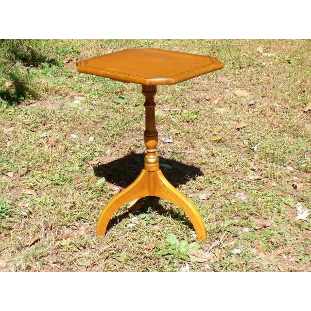 Late 20th Century Vintage L. Hitchcock Maple Stenciled Tripod Candle Stand Pedestal Side Table For Sale - Image 5 of 15