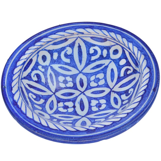 Mid 20th Century Handmade Blue Moorish-Patterned Ceramic-Art Decorative Plate For Sale - Image 4 of 9