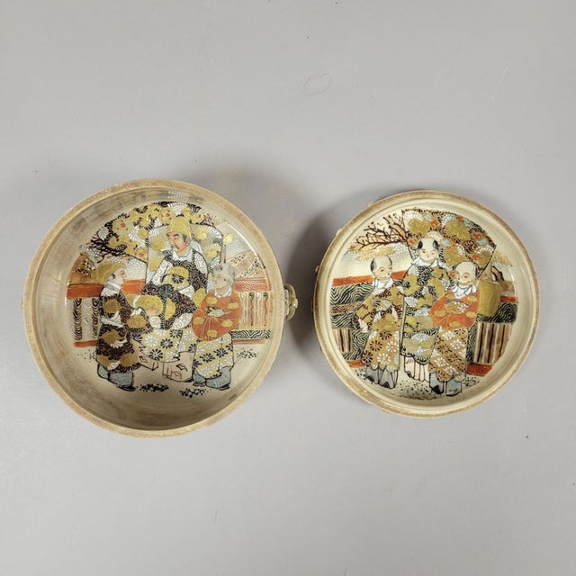 Japanese Drum-Form Satsuma Box Meji Era For Sale - Image 9 of 10