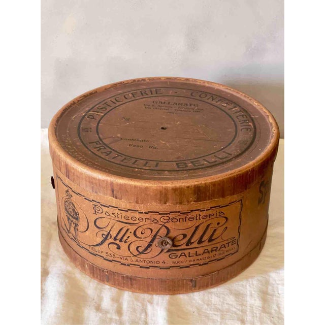 Rustic Large Panettone Box with Christmas Decoration, Gallarate, Italy, 1930s For Sale - Image 3 of 16