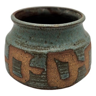 Mid 20th Century Signed Studio Pottery Bowl with Geometric Sgraffito Design For Sale
