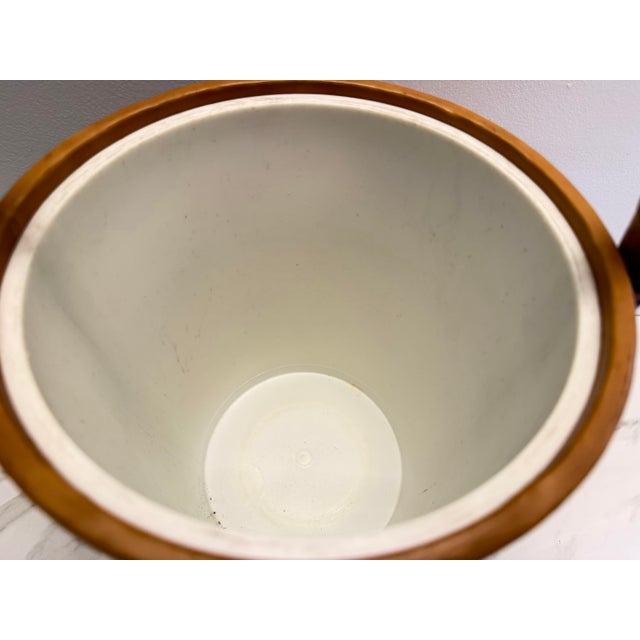 Vintage 1970s Abercrombie & Fitch Cheetah Print Ice Bucket With Faux Bamboo Handle – Retro Safari Home Decor For Sale In New York - Image 6 of 10