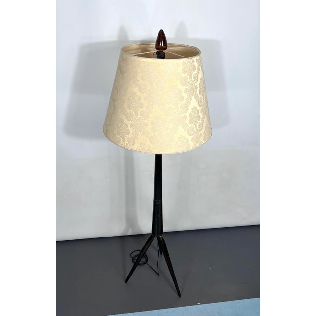 Mid-Century Modern Wood Tripod Floor Lamp, Italy, 1950s For Sale - Image 6 of 12
