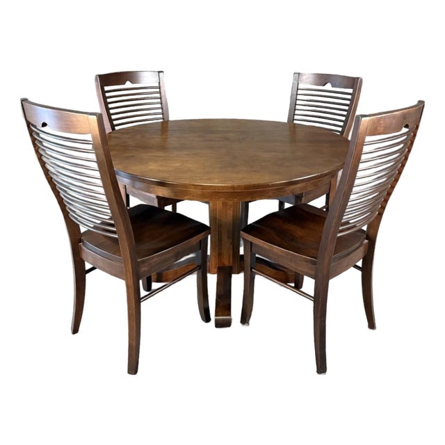 5 Piece Palettes by Winesburg 4ft Round Dining Set For Sale