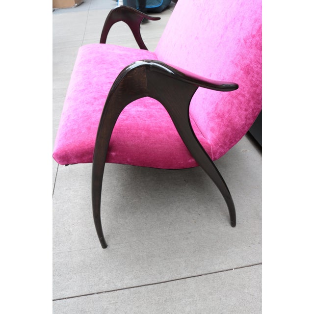 Sculptural Italian Mid-Century settee by Malatesta and Mason. Stained beechwood.