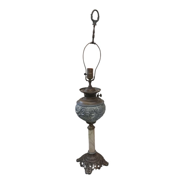 Antique Bradley & Hubbard Banquet Onyx Lamp Own a Masterpiece of Victorian Elegance: Authentic For Sale
