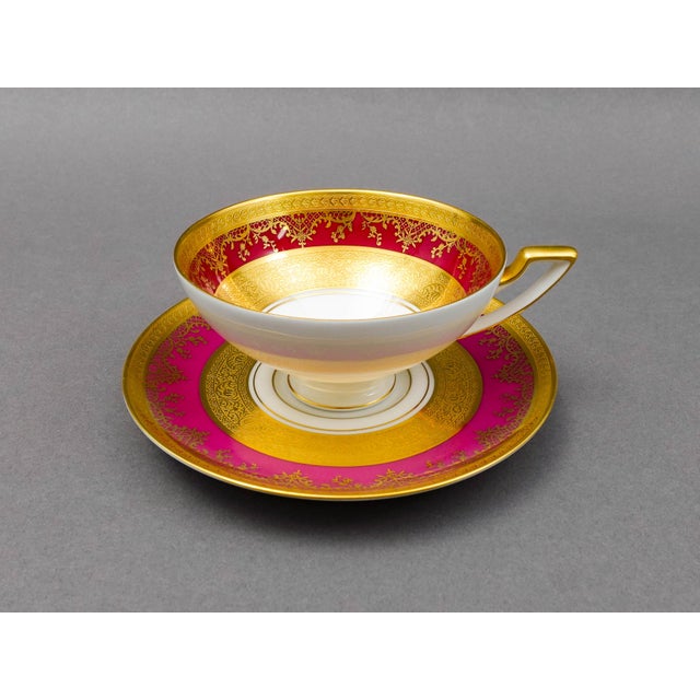 Ceramic Mid 20th Century Dw Porzellan Karlsbader Wertarbeit Fuchsia Gold Encrusted Cup & Saucer Set- 8 Pieces For Sale - Image 7 of 10