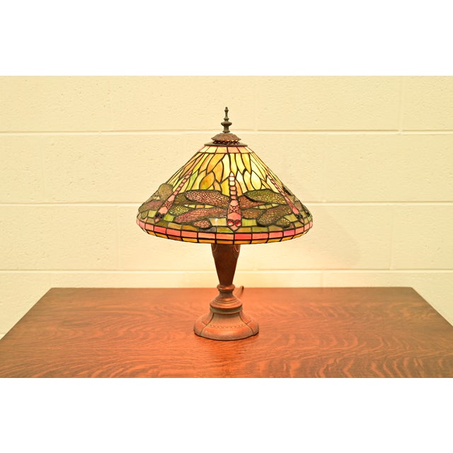 Late 20th Century Tiffany Studios Style Arts & Crafts Table Lamp With Dragonfly Stained Glass Shade For Sale In South Bend - Image 6 of 16