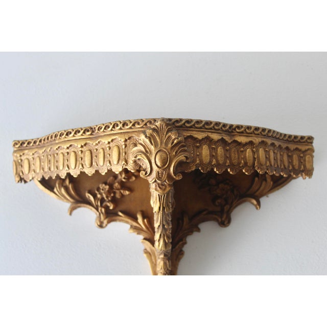 Italian Style Giltwood Hanging Wall Bracket Shelf Sconce Mid-Century Vintage For Sale - Image 4 of 17