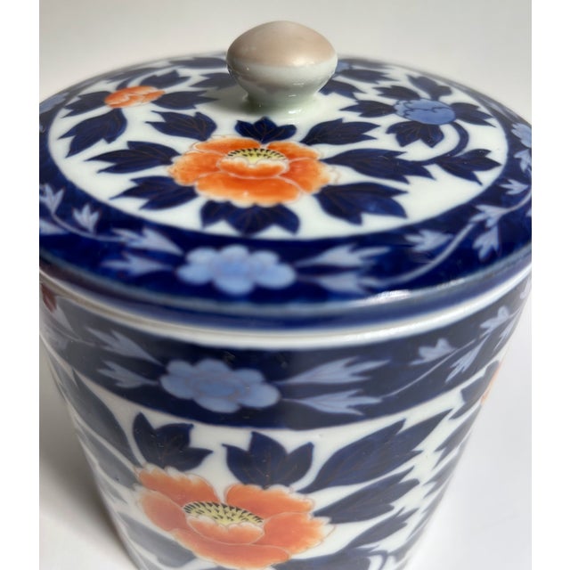 Fukagawa Koransha Blue &.White Peonies Lidded Porcelain Jar, C. 1930s For Sale - Image 10 of 17