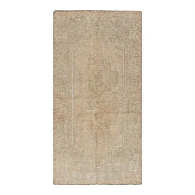 Vintage Circa 1940 Turkish Oushak Area Rug 3ft 6in X 6ft 7in For Sale