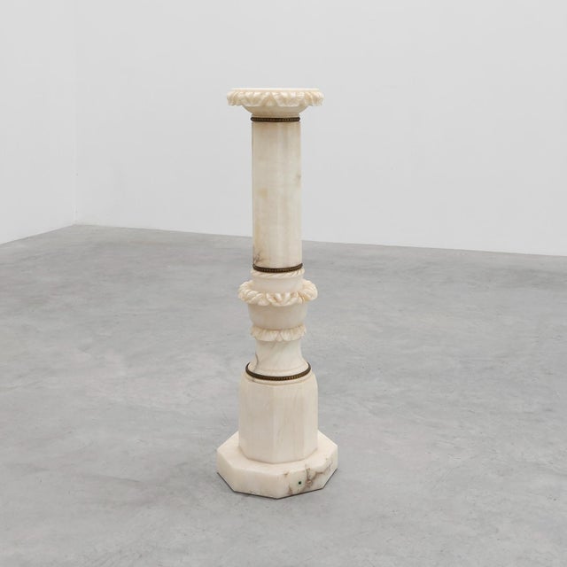 Carved White Marble Pedestal Column with Rosette Capitals, Italy, 1890s For Sale - Image 13 of 13