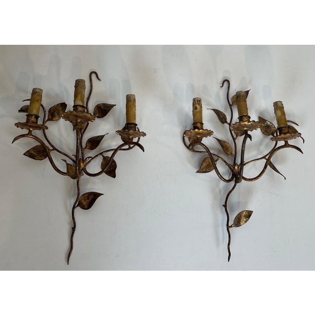 1970s 3-light wall sconces in gilded metal with leaves. French work - a Pair For Sale - Image 4 of 12