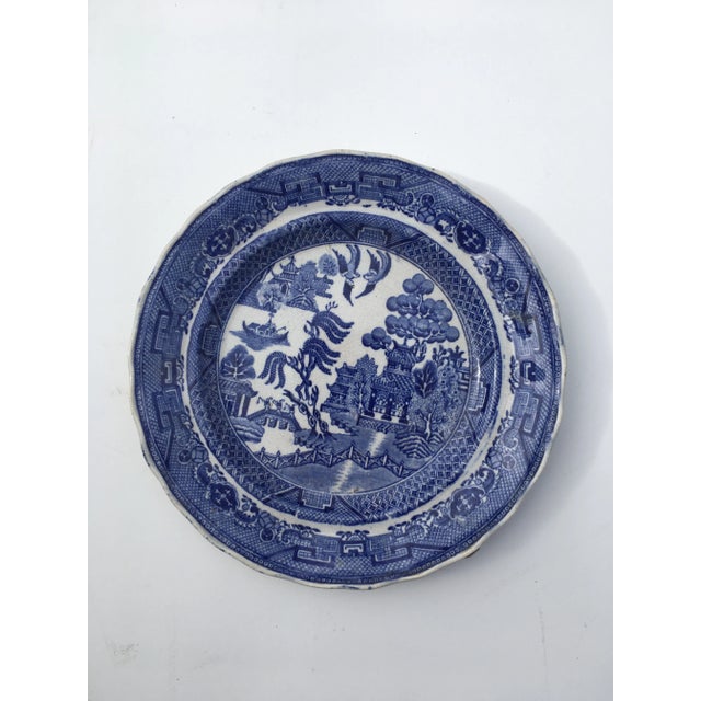 Early 19th Century Blue & White Willow Pattern Plate For Sale - Image 11 of 11