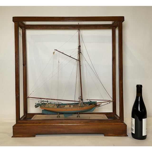 Late 20th Century Hudson River Sloop "Victorine" in Case For Sale - Image 5 of 12