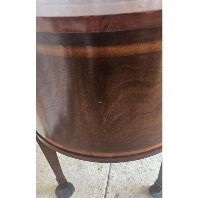 Hekman, Federal Style, Kidney-Shaped Desk, 1970s For Sale - Image 14 of 17