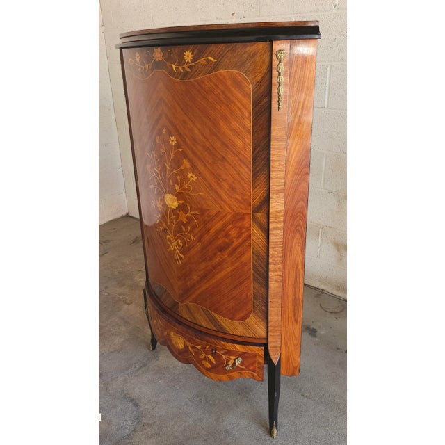 Brown Louis XV Style Marquetry and Parquetry Kingwood and Satinwood Corner Cupboard / Cabinet For Sale - Image 8 of 11