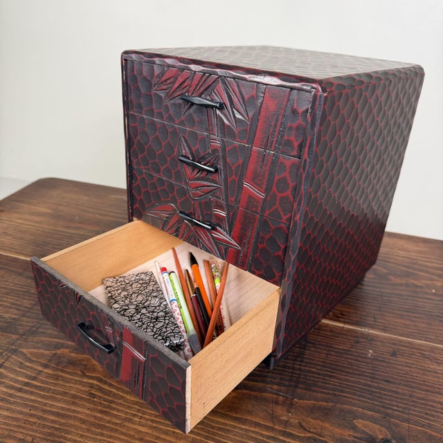 Small Japanese Kamakura-Bori Haribako Storage Cabinet in Bamboo, 1960s For Sale - Image 6 of 12