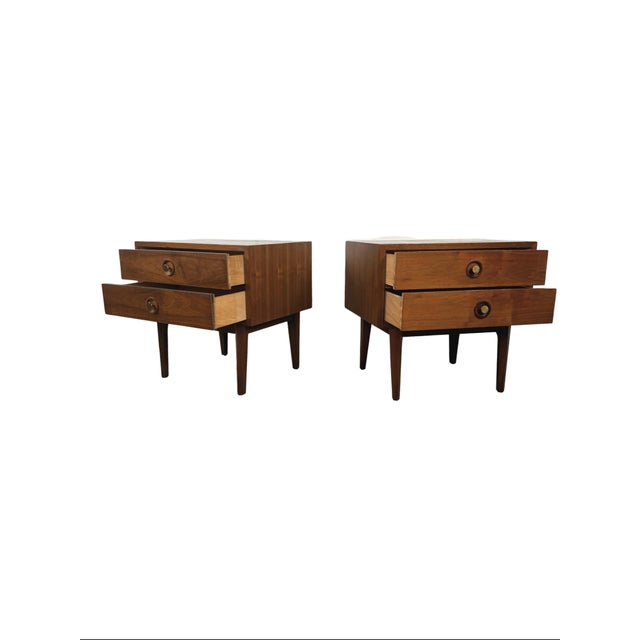 Mid-Century Modern American of Martinsville Mid-Century Modern Two-Drawer Nightstands, Pair For Sale - Image 3 of 18