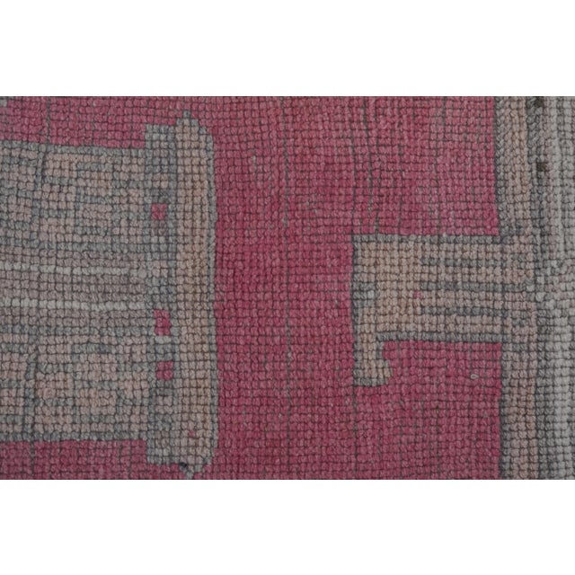 Light Pink 1960s Vintage Eagle Pictorial Turkish Herki Rug 3'3'' X 12'8'' For Sale - Image 8 of 13