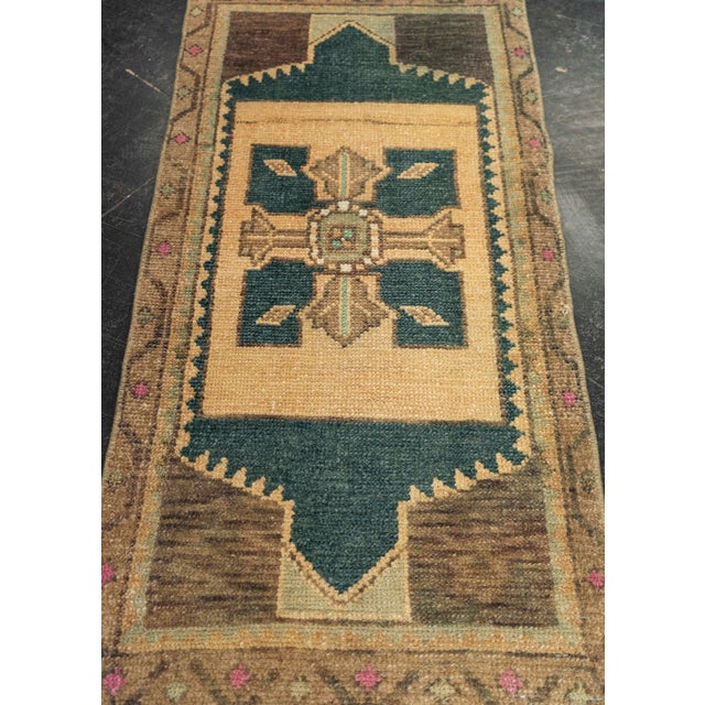 Turkish Mini Rug Oriental Hand Knotted Vintage Rug 1'6" x 3' #21247 Explore a curated collection of hallway runners, wool...