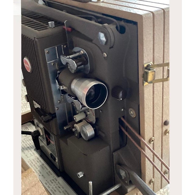 Vintage Kodak Pageant 16mm Sound Projector Speaker/Case Unit Model 8k5 For Sale - Image 9 of 9