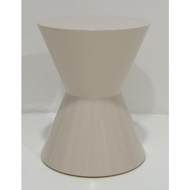 Modern Minotti Cesar Table in Off-White Shiny Lacquer For Sale - Image 3 of 5