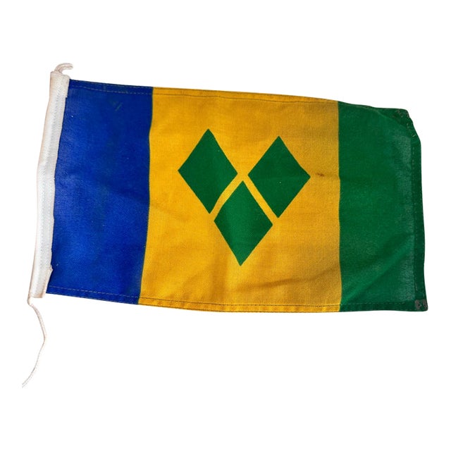 Saint Vincent & the Grenadines Vintage Nautical Burgee Flag For Sale