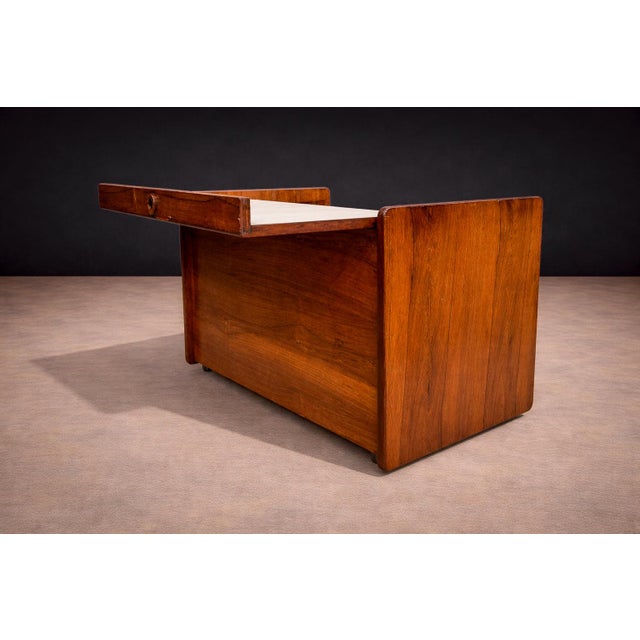 Bar Cart in Rosewood, Sergio Rodrigues, 1960s For Sale - Image 10 of 12