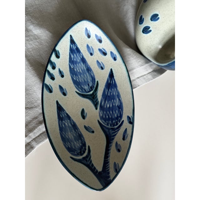 Large Plate and Jug Lupin by Einar Johansen Søholm for Søholm, 1960s, Set of 2 For Sale - Image 3 of 11