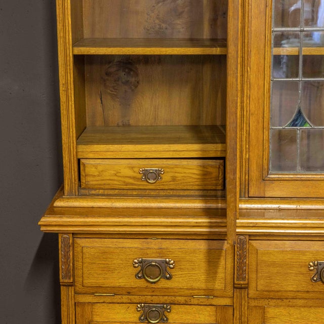 Art Nouveau Bookcase in Oak For Sale - Image 4 of 12