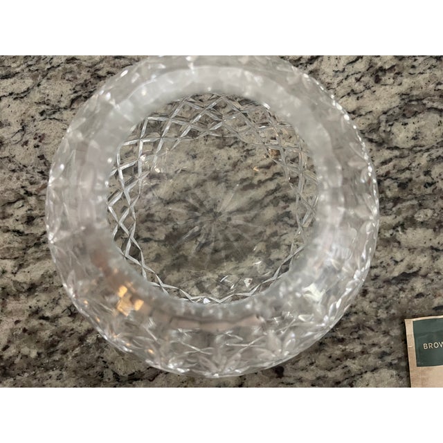 1980s Glass Vase for Flowers For Sale - Image 4 of 5